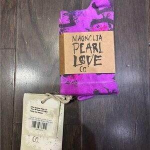 Magnolia Pearl Vibrant Pink Socks Pristine cond,Wtags, Nvr worn